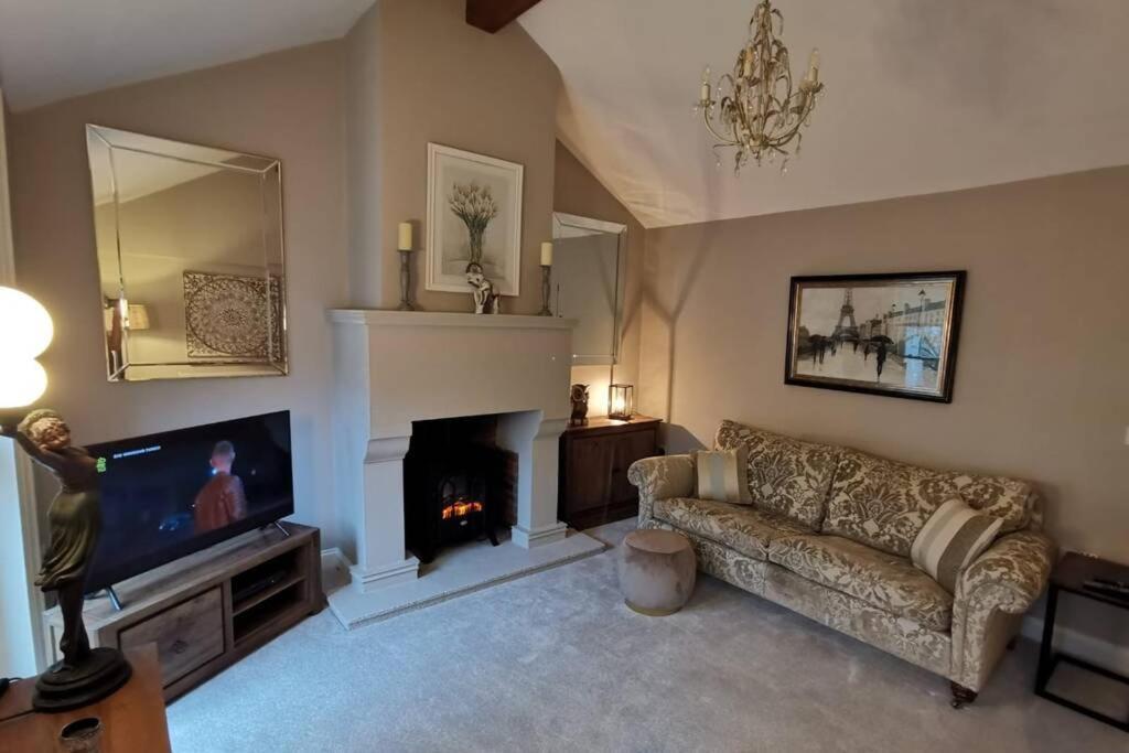 The Lodge At The Cedars Stourbridge Ngoại thất bức ảnh