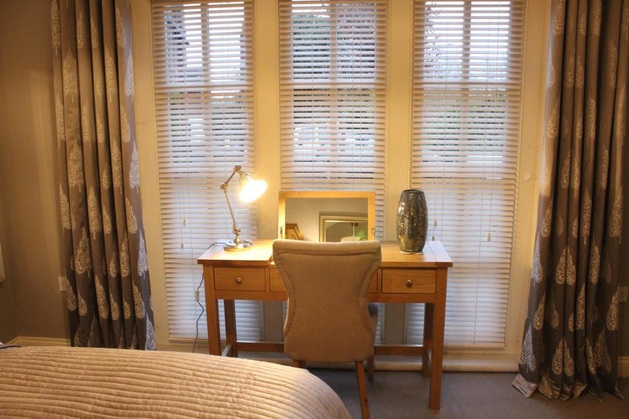 The Lodge At The Cedars Stourbridge Ngoại thất bức ảnh